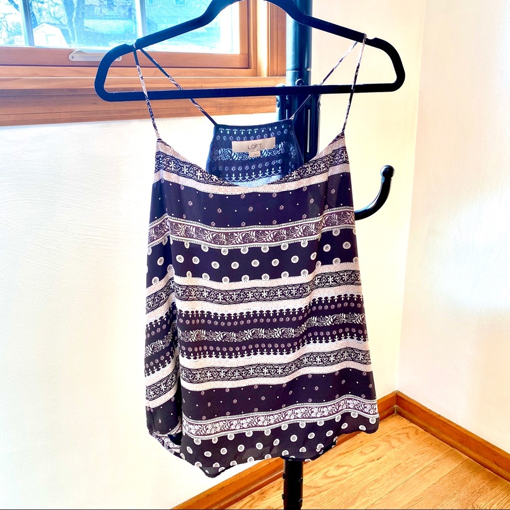 ✨CLEARANCE✨ Loft Camisole